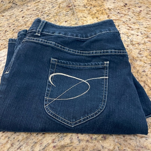 Chico's Platinum Denim Jeans Size 3 (16) Short Ultimate Fit Bootcut Short - Picture 10 of 10